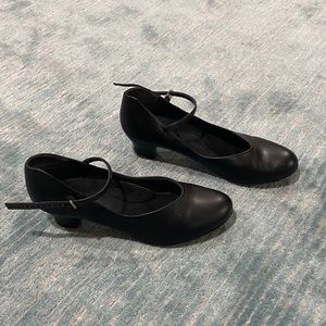 Genuine leather character shoes